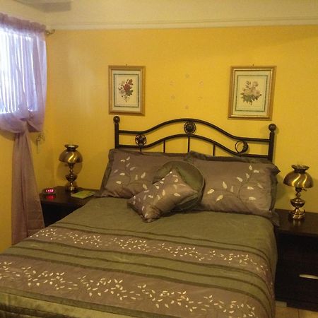 Douces Evasions Bed & Breakfast Saint-Anselme Dış mekan fotoğraf