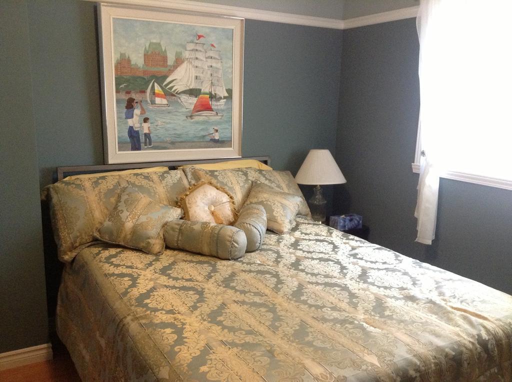 Douces Evasions Bed & Breakfast Saint-Anselme Oda fotoğraf