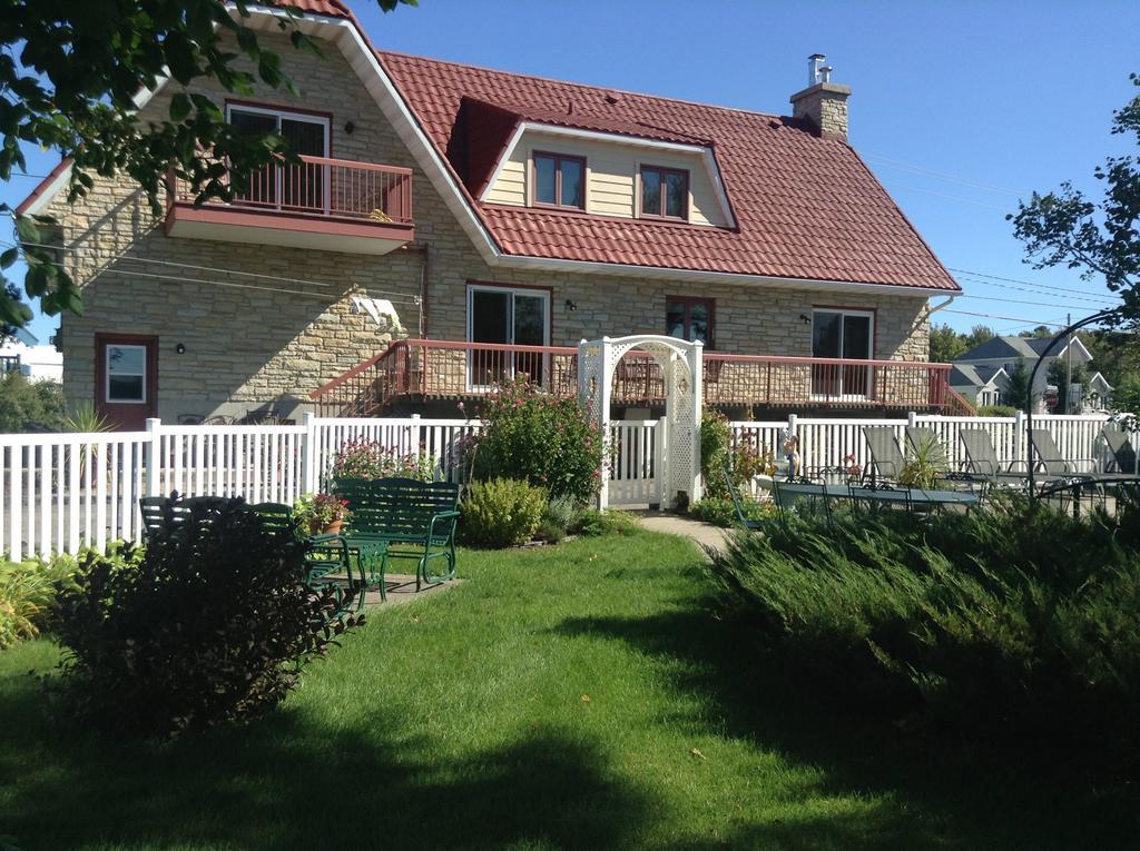 Douces Evasions Bed & Breakfast Saint-Anselme Dış mekan fotoğraf