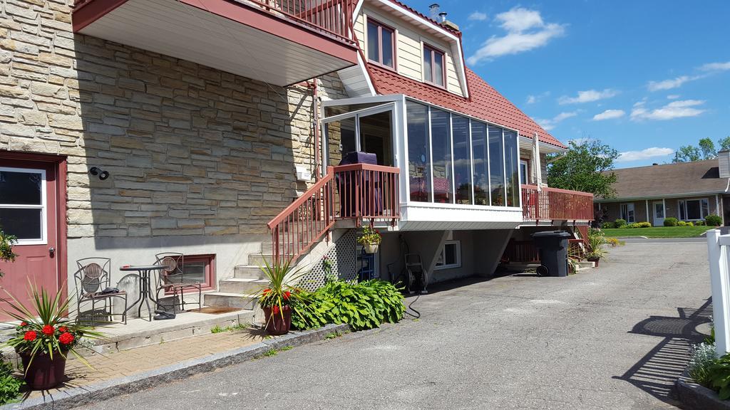 Douces Evasions Bed & Breakfast Saint-Anselme Dış mekan fotoğraf
